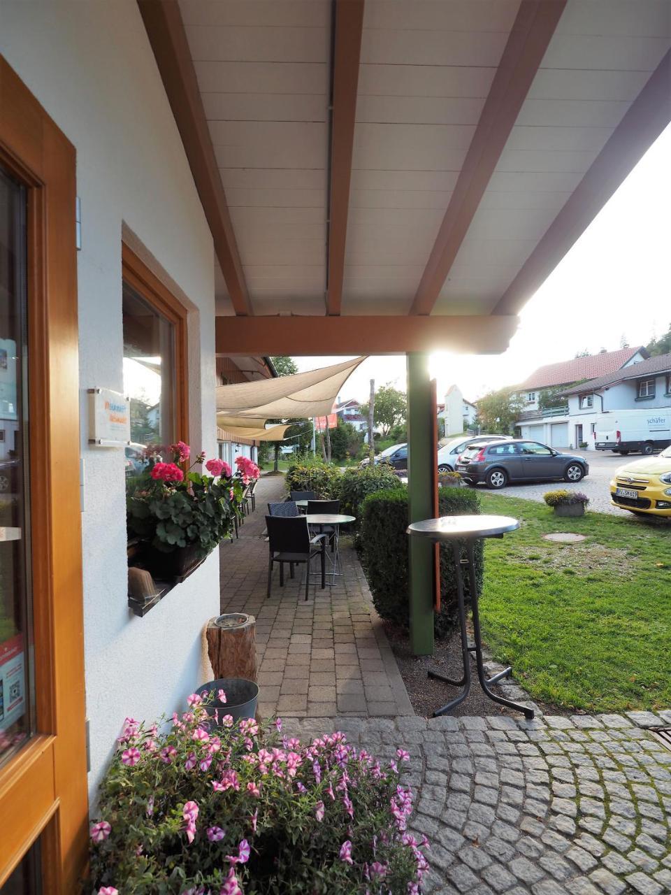 Landgasthof Zum Schwarzen Grat Isny im Allgau Luaran gambar