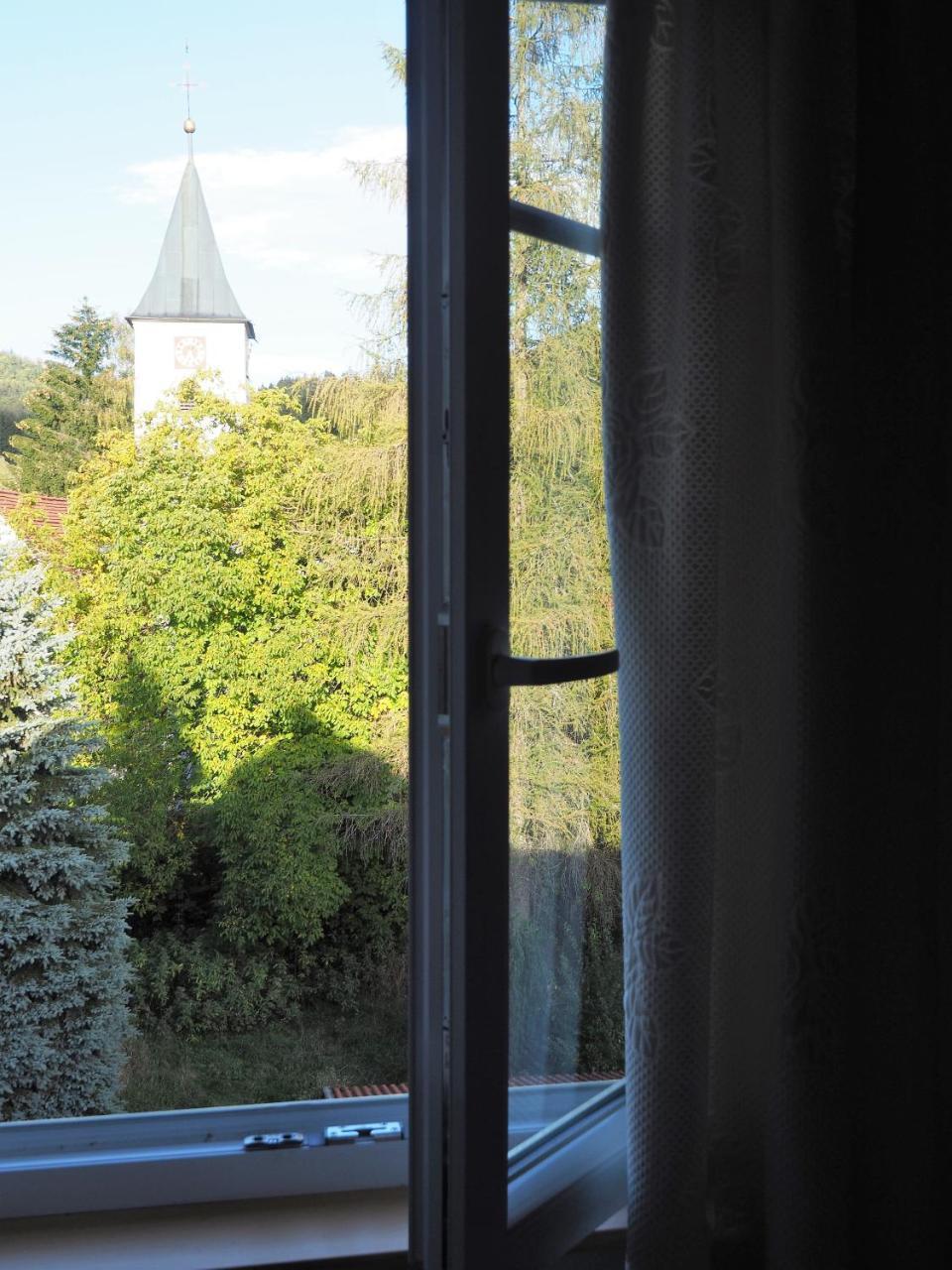 Landgasthof Zum Schwarzen Grat Isny im Allgau Luaran gambar